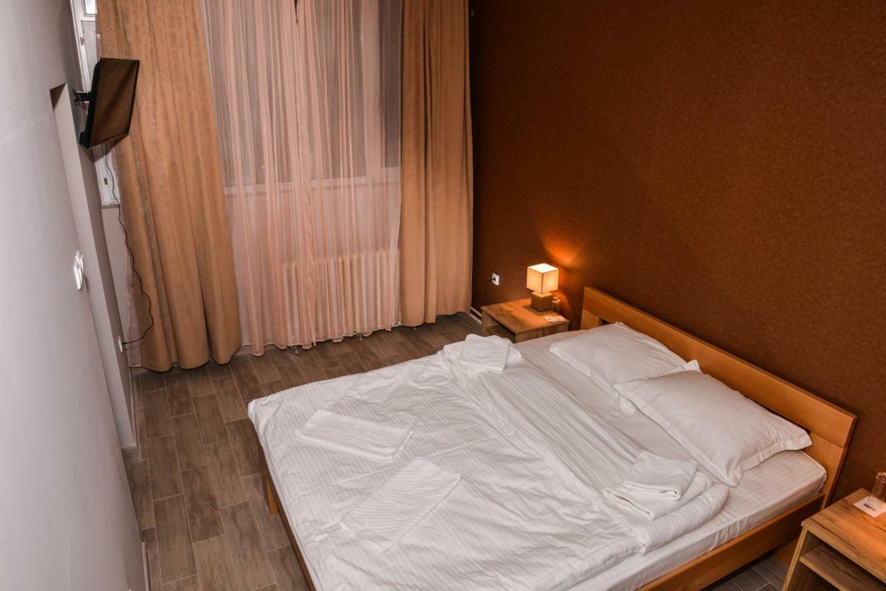 Hotel Timok Knjazevac エクステリア 写真