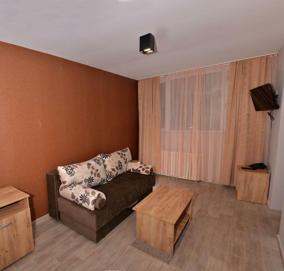 Hotel Timok Knjazevac エクステリア 写真